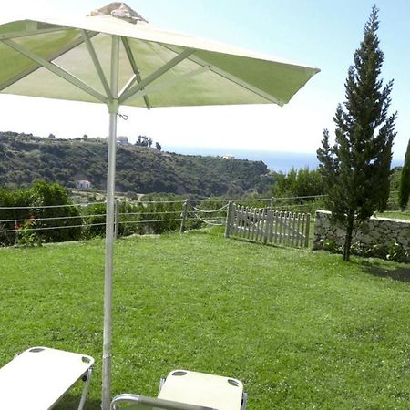 Divaria Villas Skala  Luaran gambar